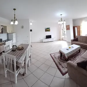 Apartamento New In The Center, Shkodër